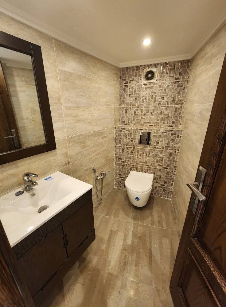 WhatsApp Image 2025-02-23 at 9.22.03 PM (1)