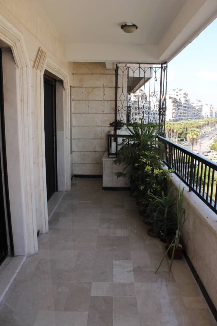 499918076_1159811345950057_5492768294400406406_n