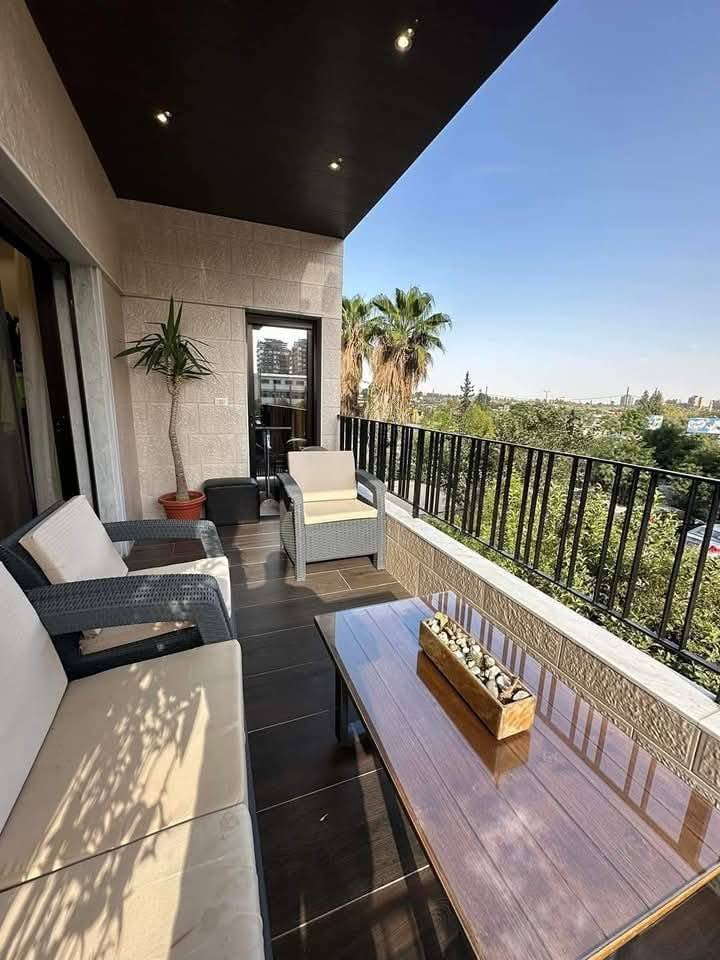 505922133_1258497399618900_4215910988679704423_n