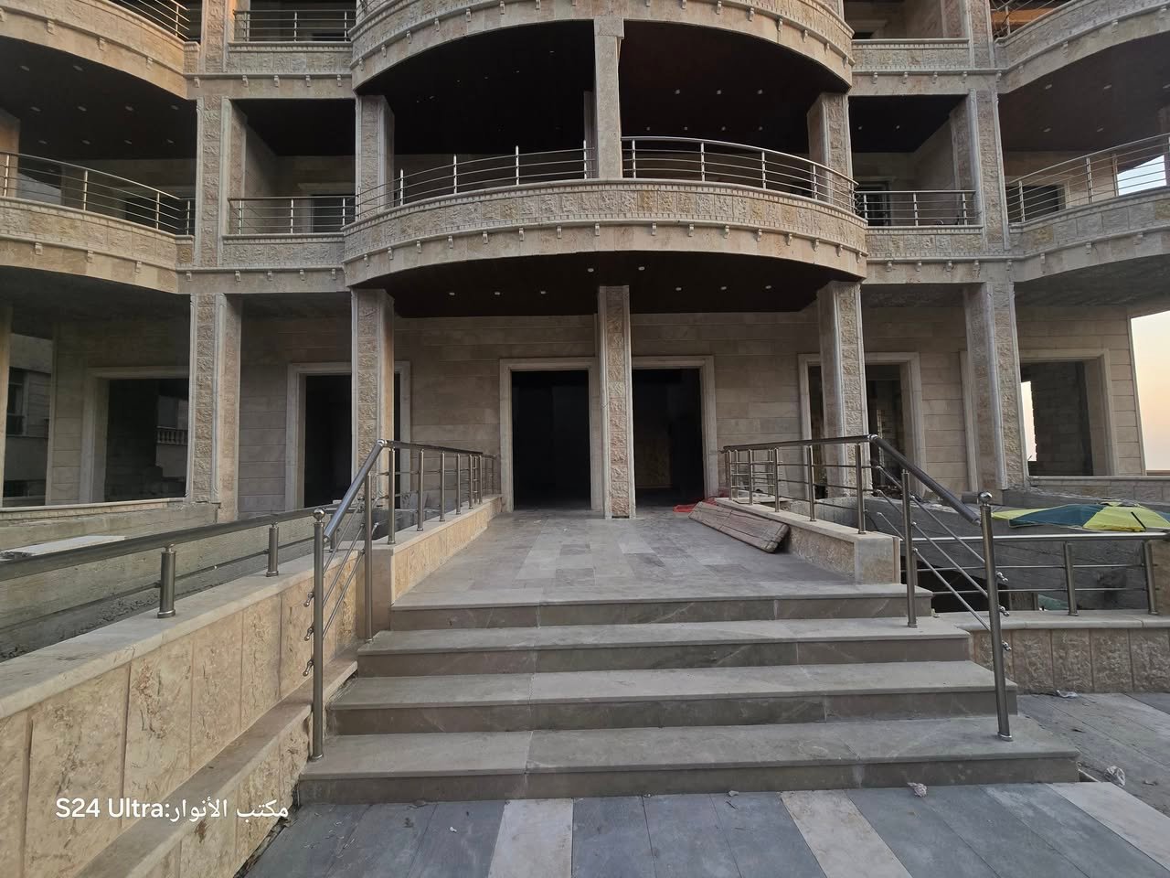 506133723_1127372916077917_2762821156912443420_n