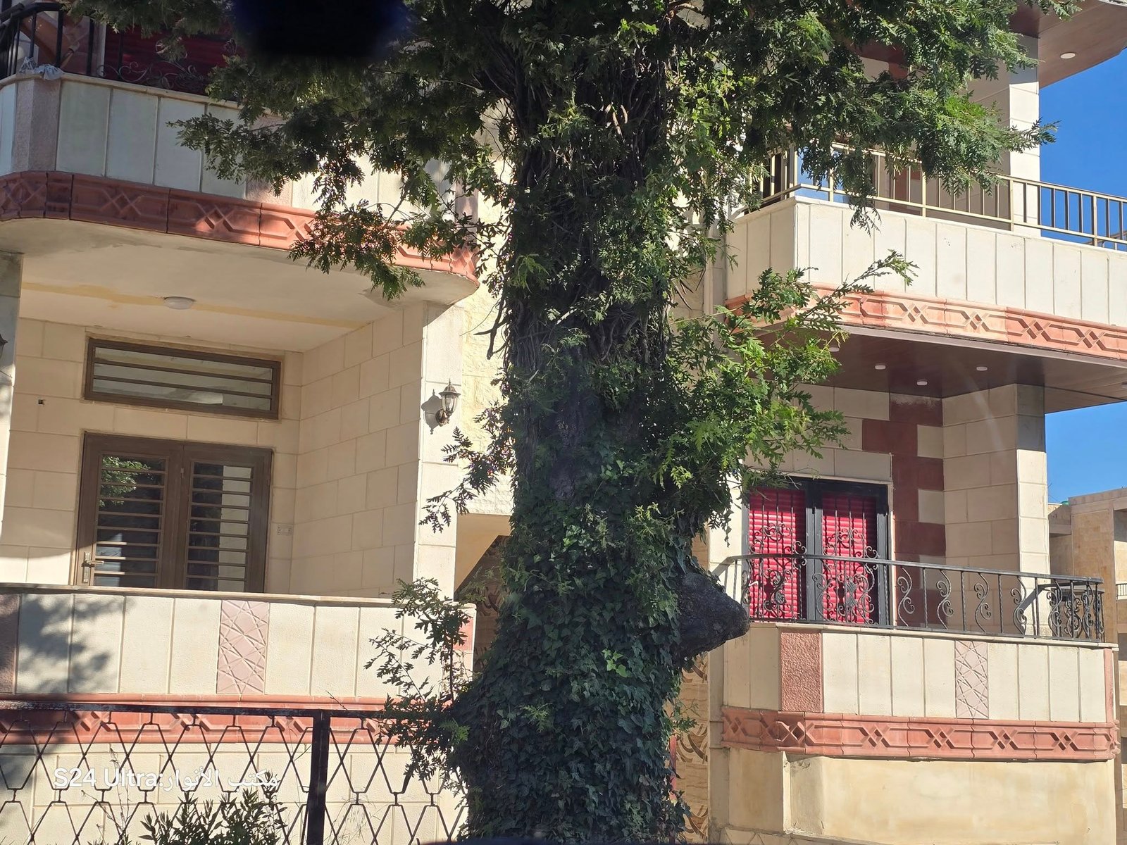 514706765_1141360418012500_4679230550918825914_n