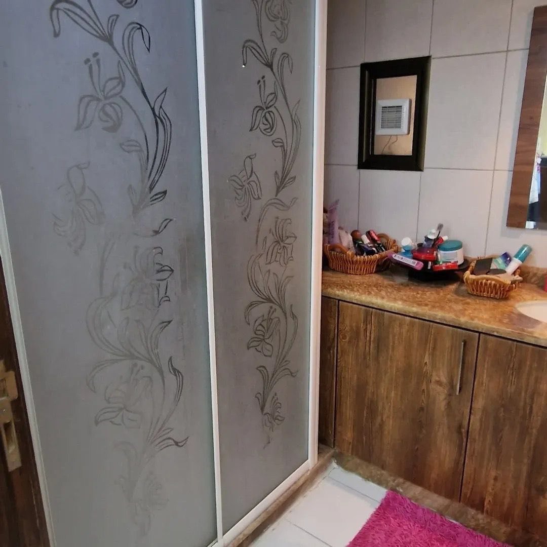 526604200_740966975348765_1242139993824777322_n