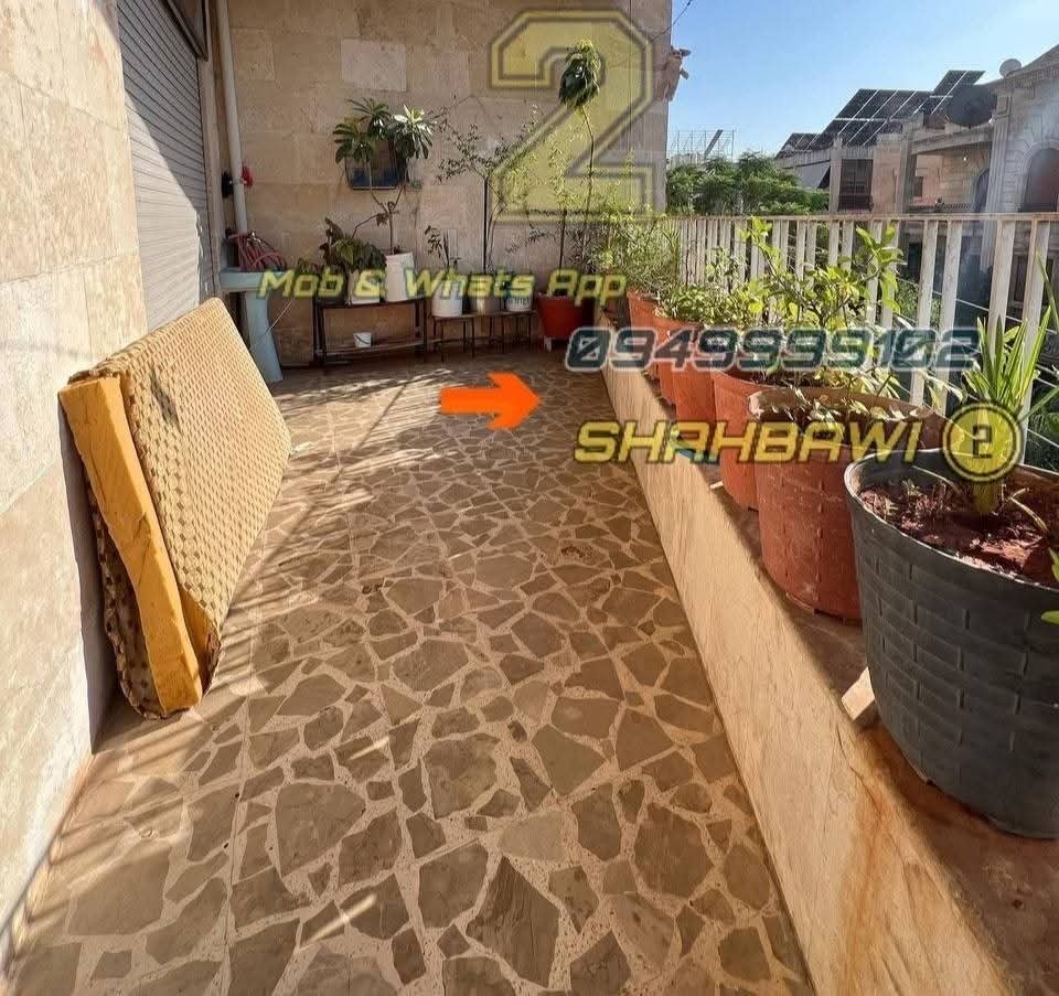 b541ff14-dca0-49ca-afd7-ecdc2fa3a337